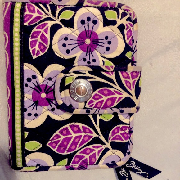 Vera Bradley Wallet - Picture 1 of 3
